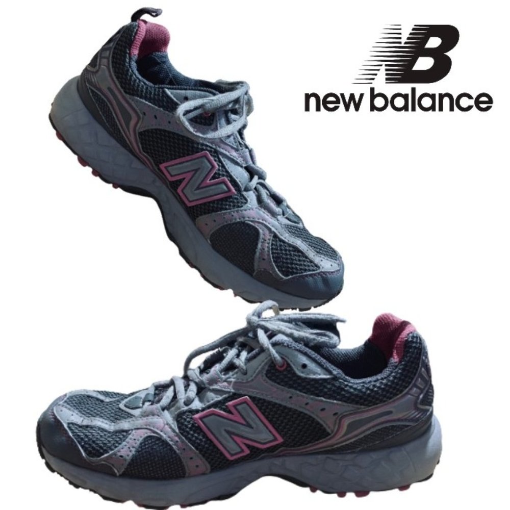 NEW BALANCE| SZ9.5 D WOMENS GREY/PINK RUNNING SHOE